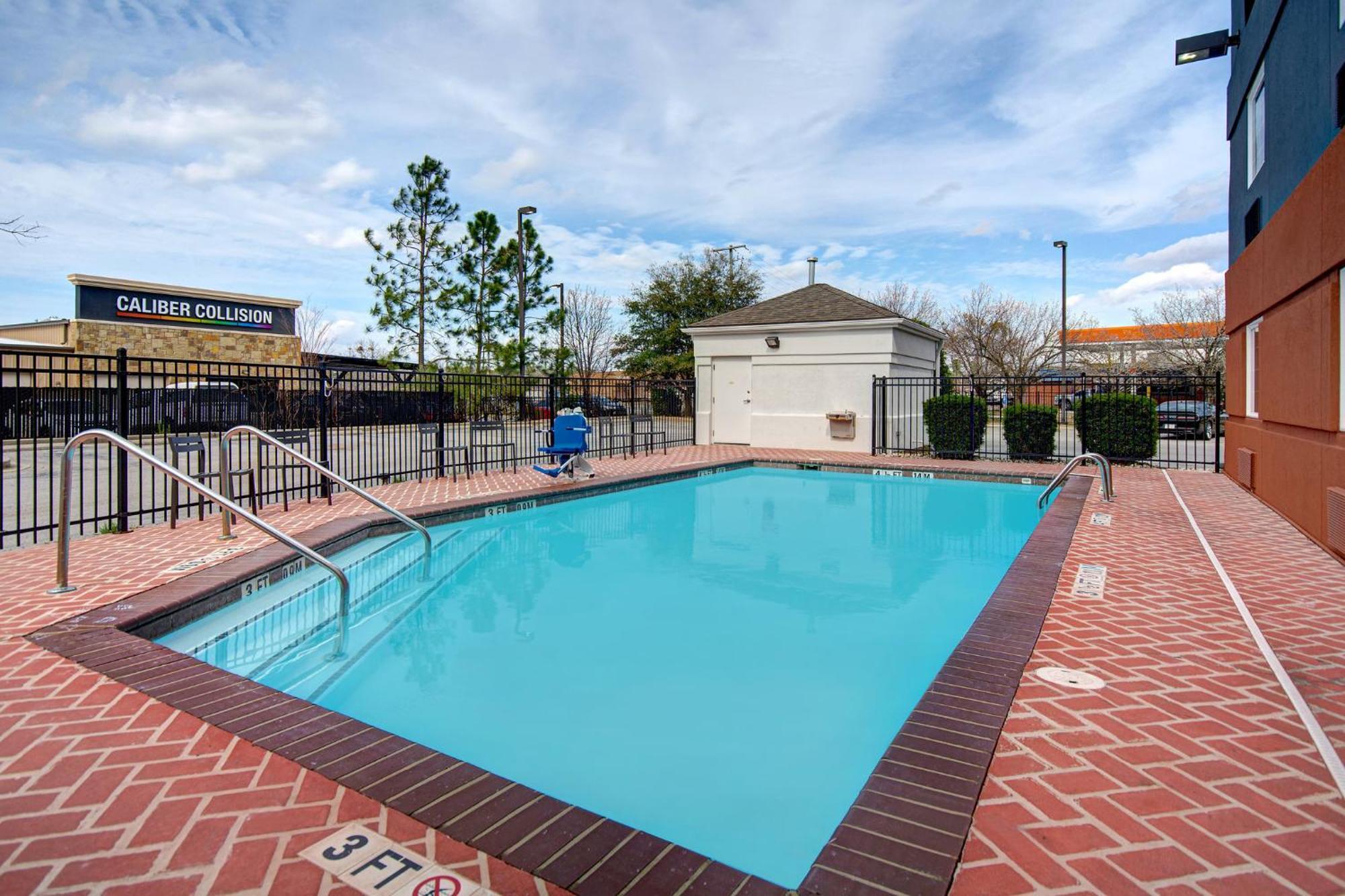Candlewood Suites Columbia-Fort Jackson By Ihg Exterior foto