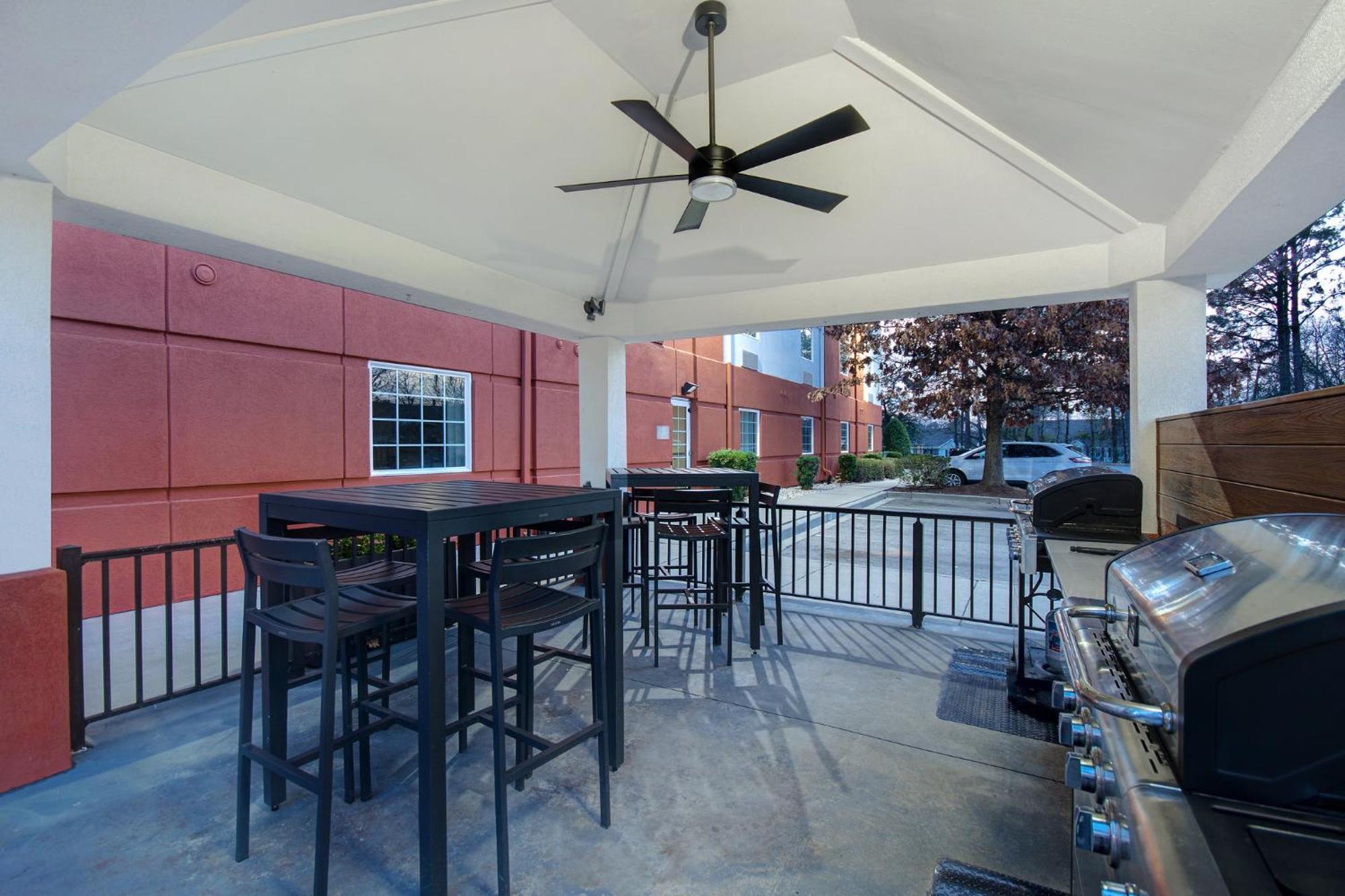 Candlewood Suites Columbia-Fort Jackson By Ihg Exterior foto